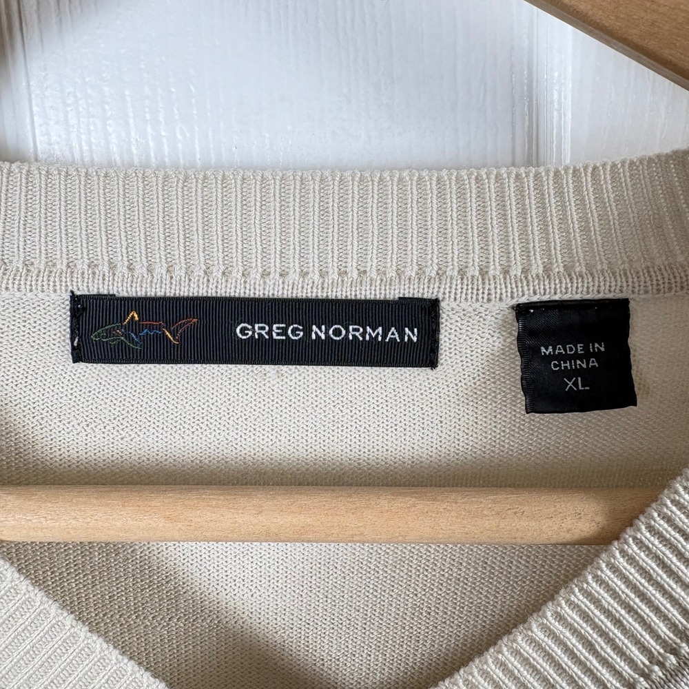Greg Norman Argyle V-Neck Sweater Beige 100% Wool Men's XL Golf Grandpa READ‎ - Picture 2 of 9